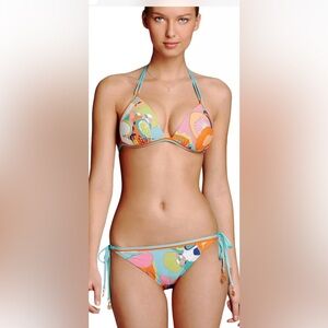 Trina Turk Sea Cove Push Up
Halter Top & Tie Bottom Swimsuit
Bikini Set